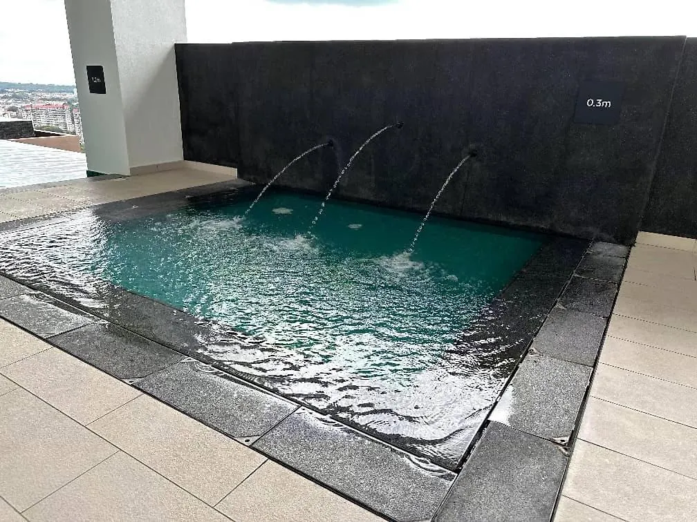 The Apple Premier Condo Three Bedroom In Melaka